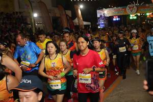 BIB: 102, 0001, 11232, 11270
                            <button type="button" onclick="openModal(9884450)" class="btn btn-primary btn-sm float-right btn-popup" data-toggle="modal" data-target=".modal-high-quality">
                        <i class="fas fa-shopping-cart"></i> Add to Cart
                    </button>
                                            <button type="button" onclick="isThisMe(9884450, true)" class="btn btn-success btn-sm float-right btn-popup btn-isme hidden" data-toggle="tooltip" data-placement="bottom" title="นี่คือรูปของคุณใช่ไหม คลิกที่นี่เพื่อเอาเข้าอัลบั้ม">
                        <i class="fas fa-plus"></i> Add to album
                    </button>
                    <button type="button" onclick="isThisMe(9884450, false)" class="btn btn-warning btn-sm float-right btn-popup btn-isnotme hidden">
                        <i class="fas fa-ban"></i> Remove from album
                    </button>